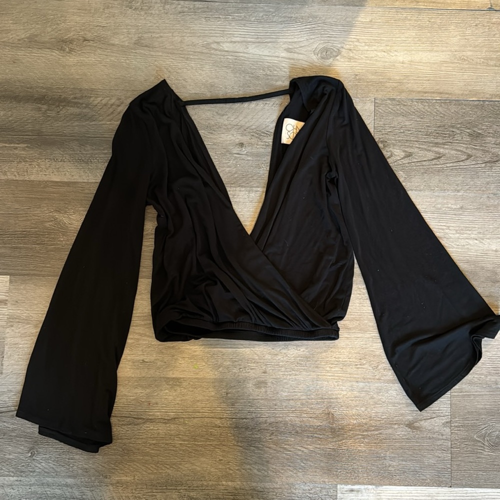 Chaser T Shirt Largeriss Cross Wrap Style Bell Sleeves